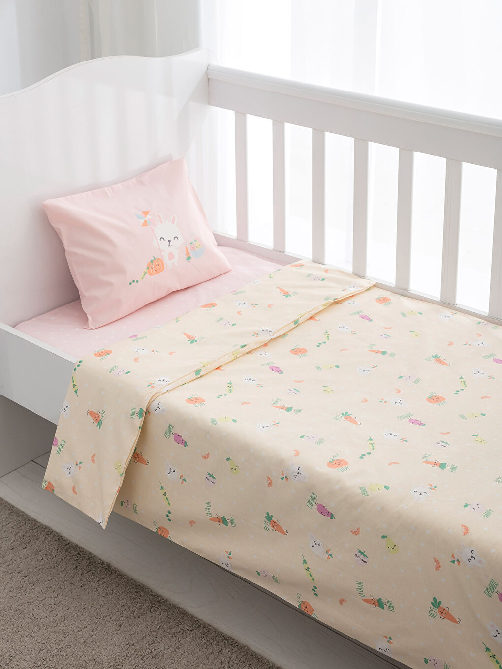 Karışık Baskılı Bebek Nevresim Takımı