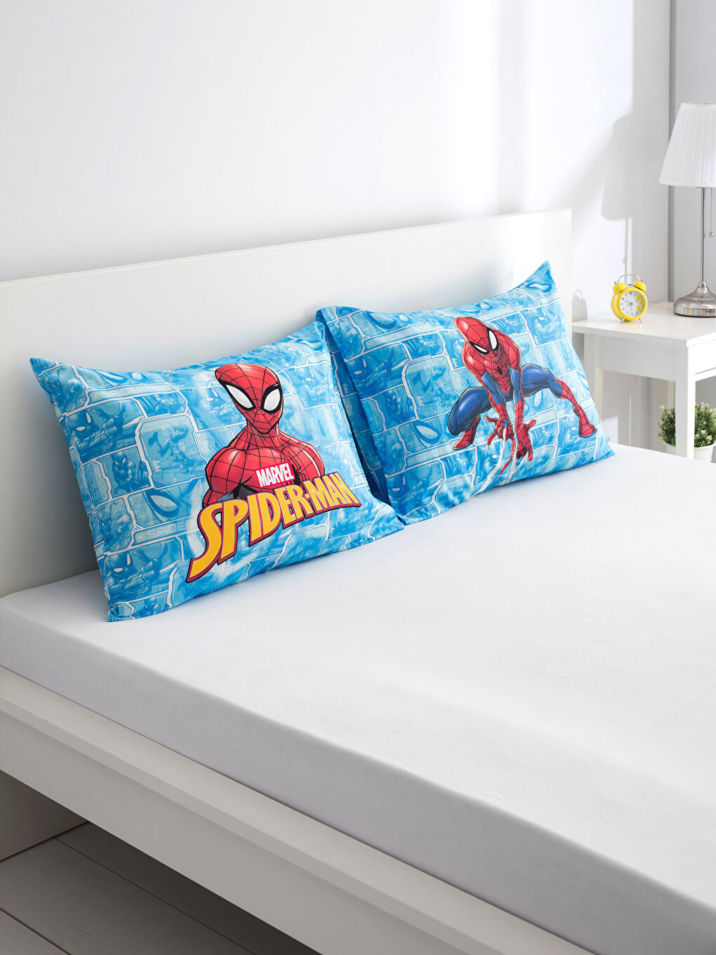 Karışık Baskılı Çocuk Yastık Kılıfı