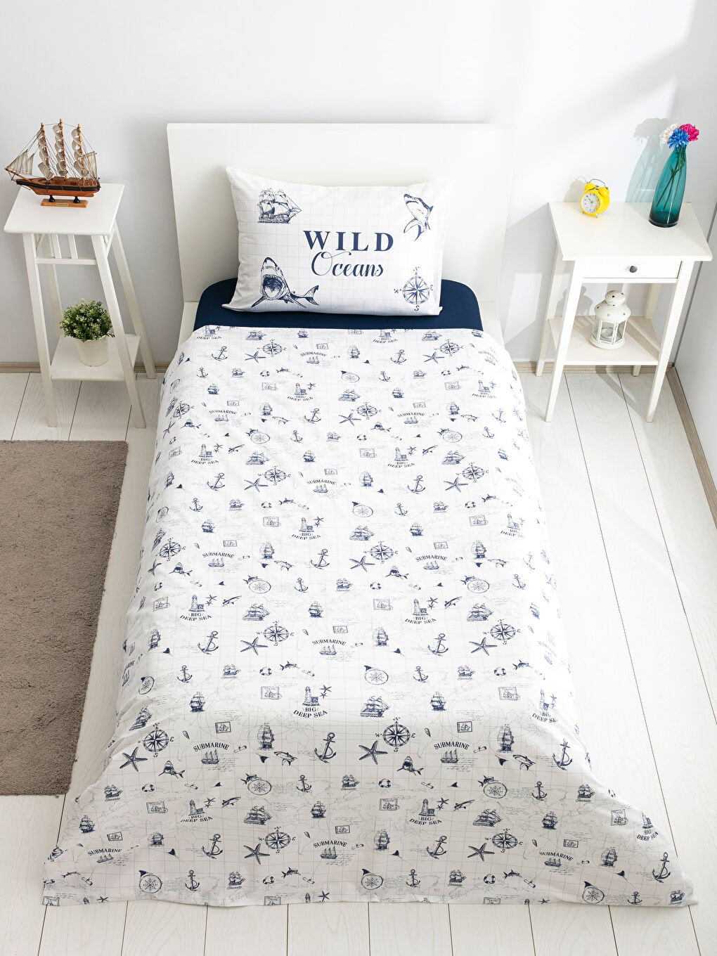 DUNKELBLAU Kinder-Bettwäsche-Garnitur Komplettset-1