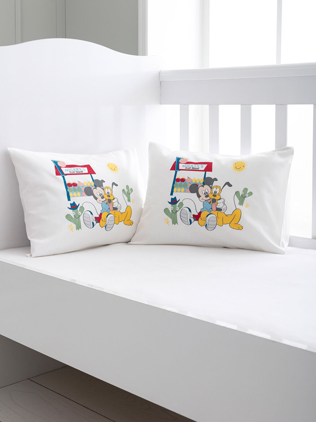 Karışık Baskılı Bebek Yastık Kılıfı-1