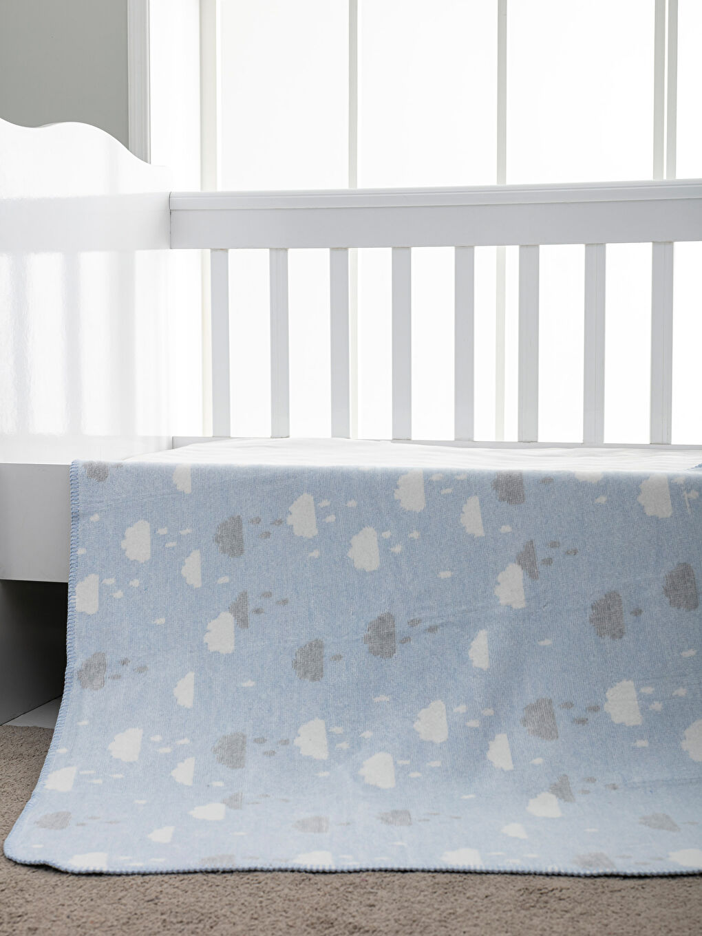 Karışık Baskılı Bebek Battaniyesi