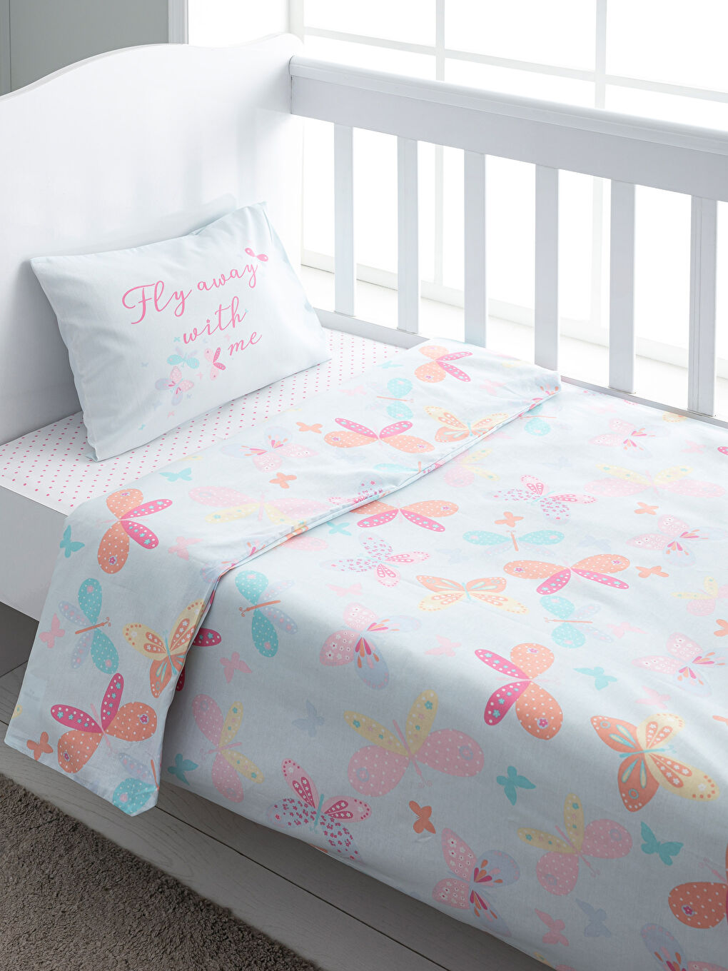 مجموعة كاملة من أغطية لحاف الأطفال