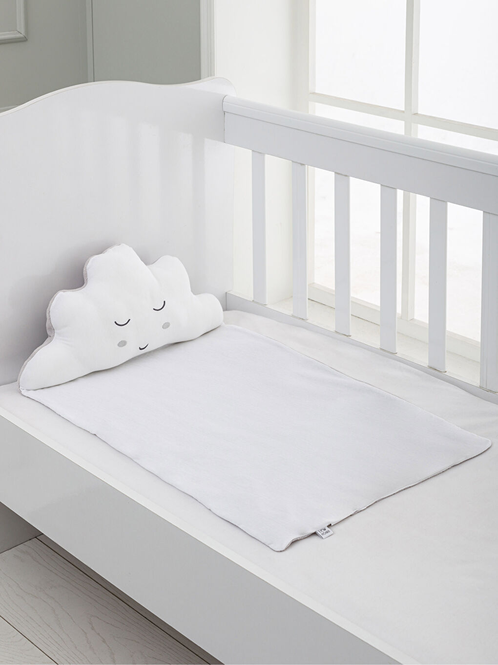 Gri Pelüş Kırlentli Alt Açma