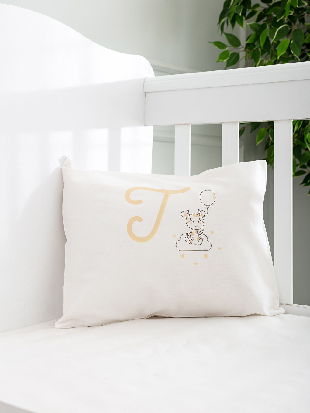 غطاء وسادة للرضع بيج