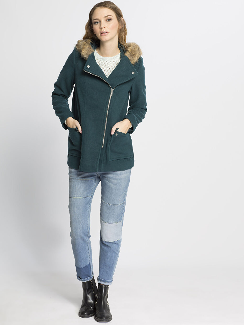 Yeşil Kapüşonlu Uzun Kollu Kadın Kaban-3