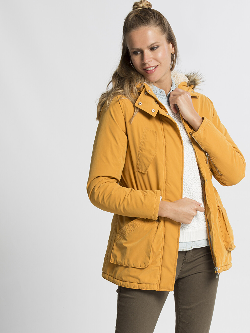 LCW Vision Woman Yellow Coat - 6K1520Z8-ESW | LC Waikiki