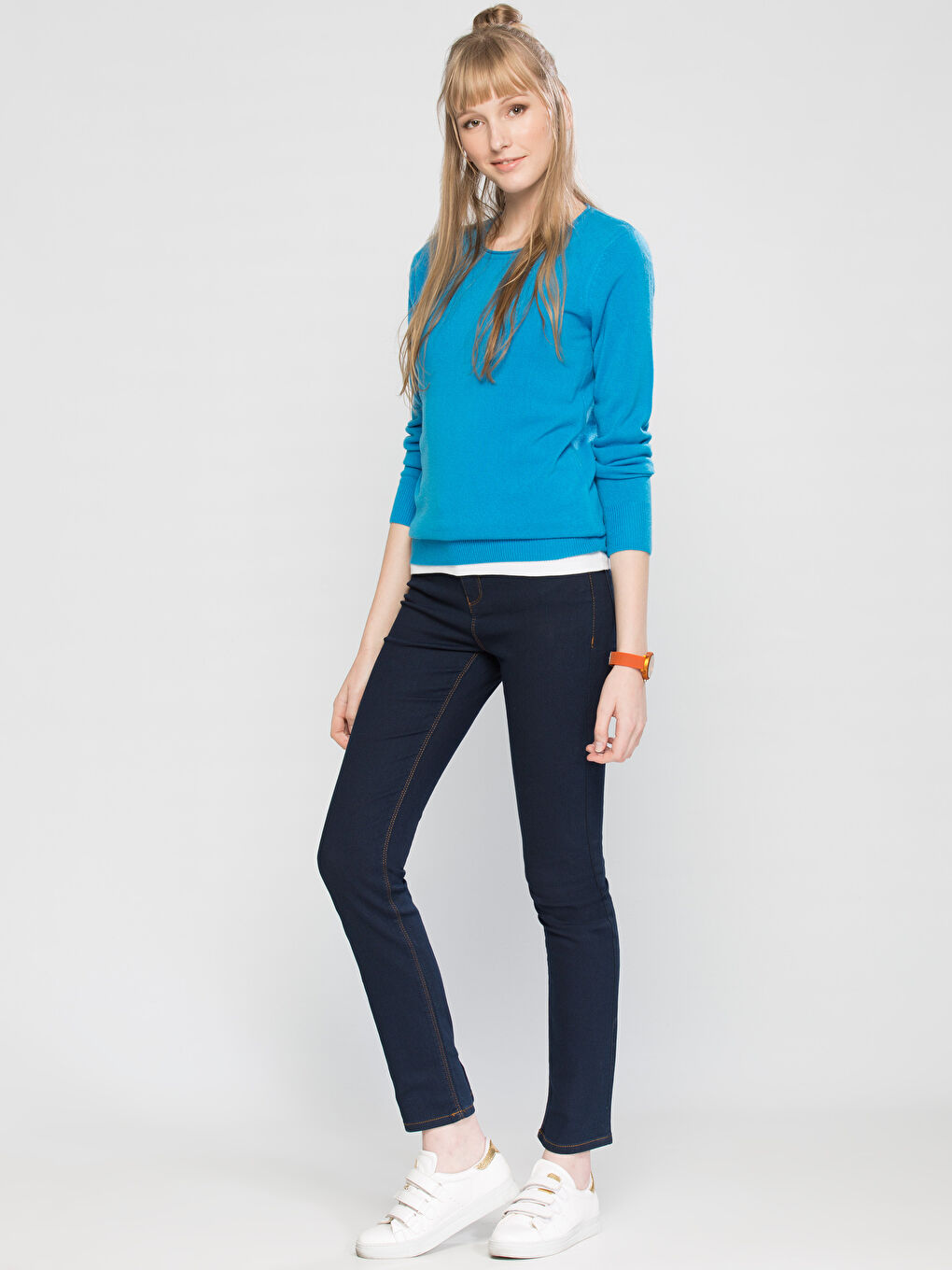 Woman BLUE Sweater-2