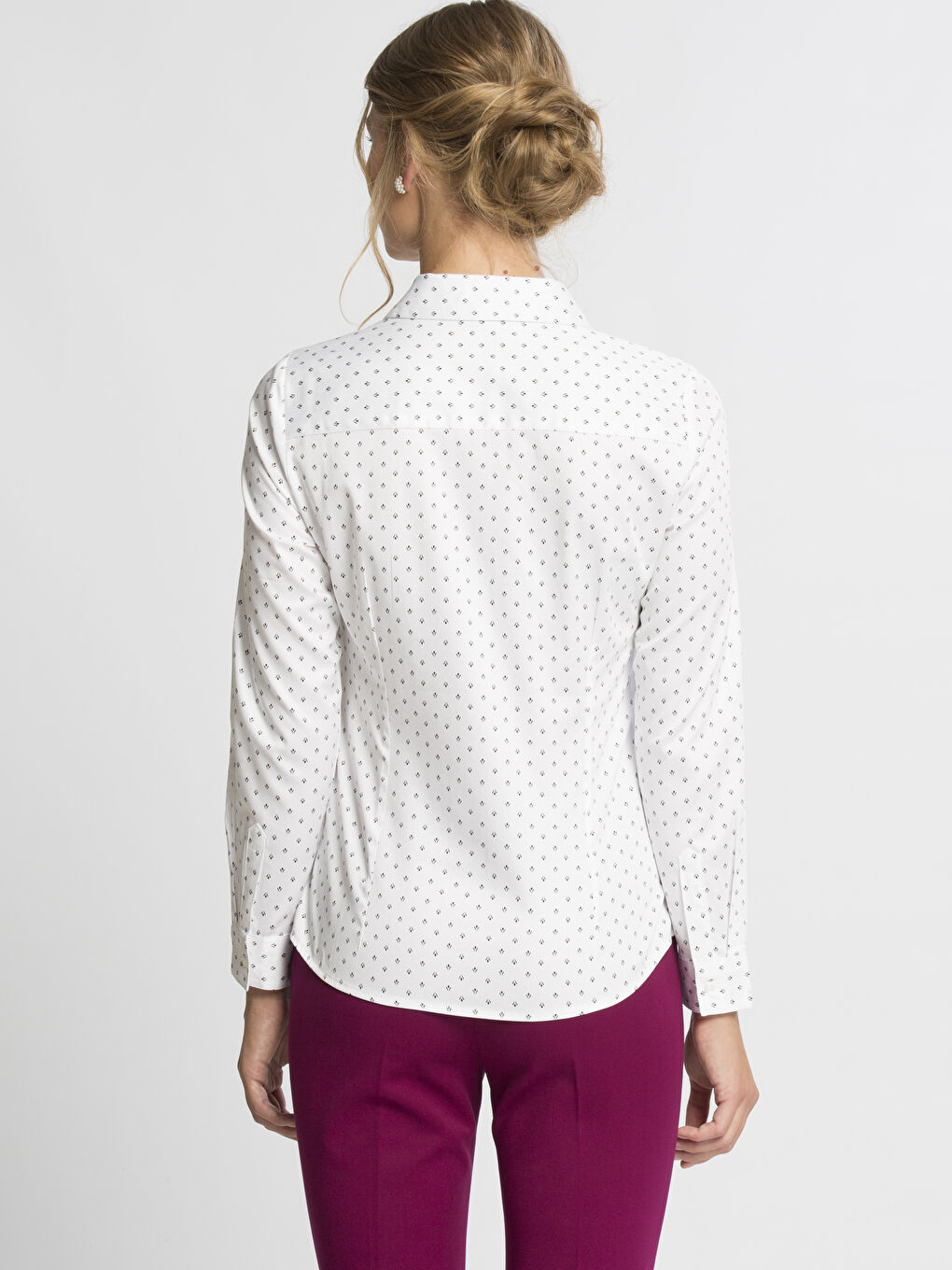 Siyah Baskılı Gömlek-1