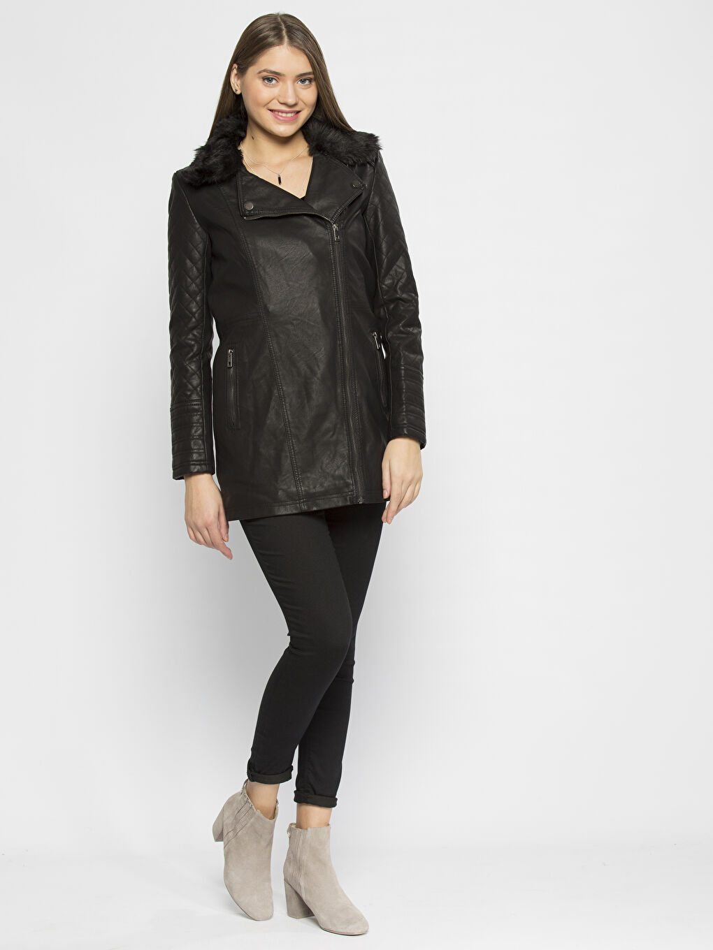 Siyah Deri Görünümlü Mont-2