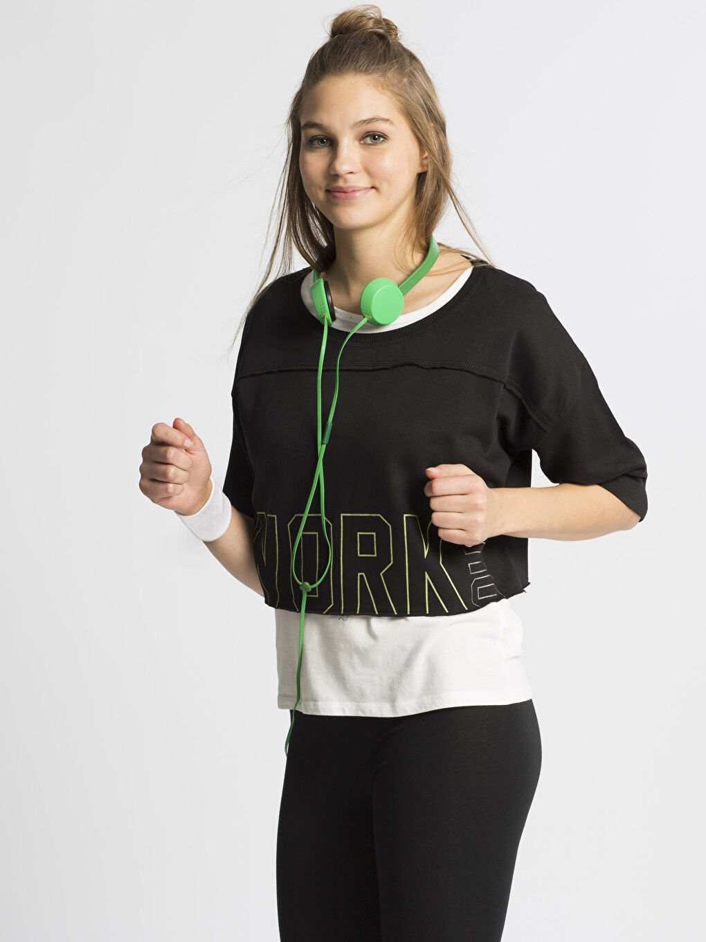 Yeni Siyah Sweatshirt