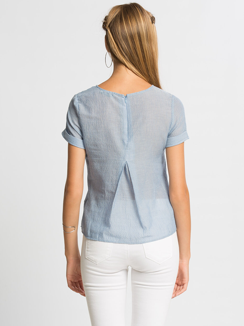 Beyaz-Açık Gri-Altın Bluz-1