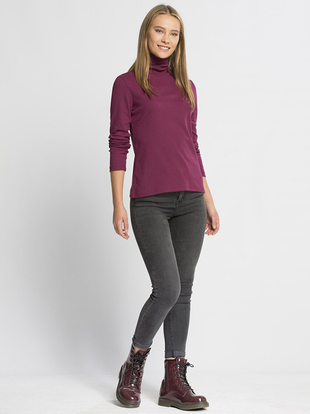 Bordo Dik Yaka Düz Uzun Kollu Kadın Tişört-2