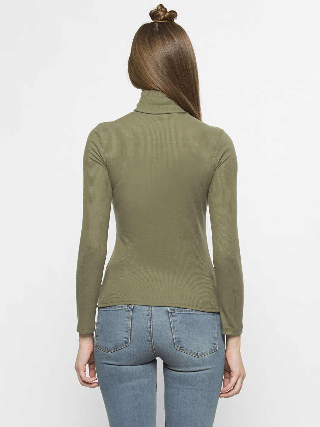 Haki Dik Yaka Düz Uzun Kollu Kadın Tişört-1