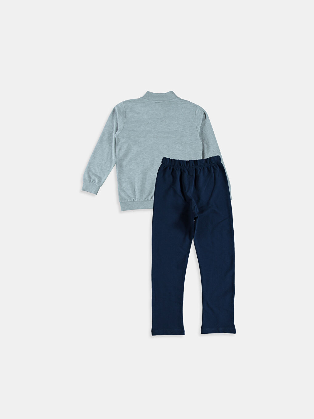 Sweatshirt-1
