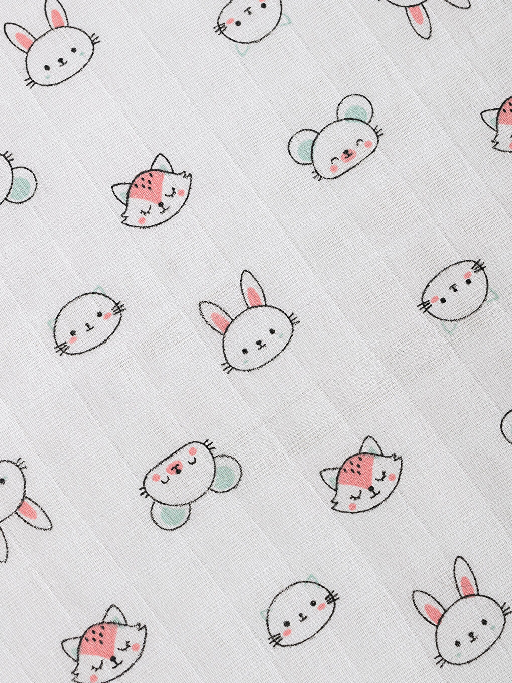 Ekru Kız Bebek Desenli Müslin Bez-2