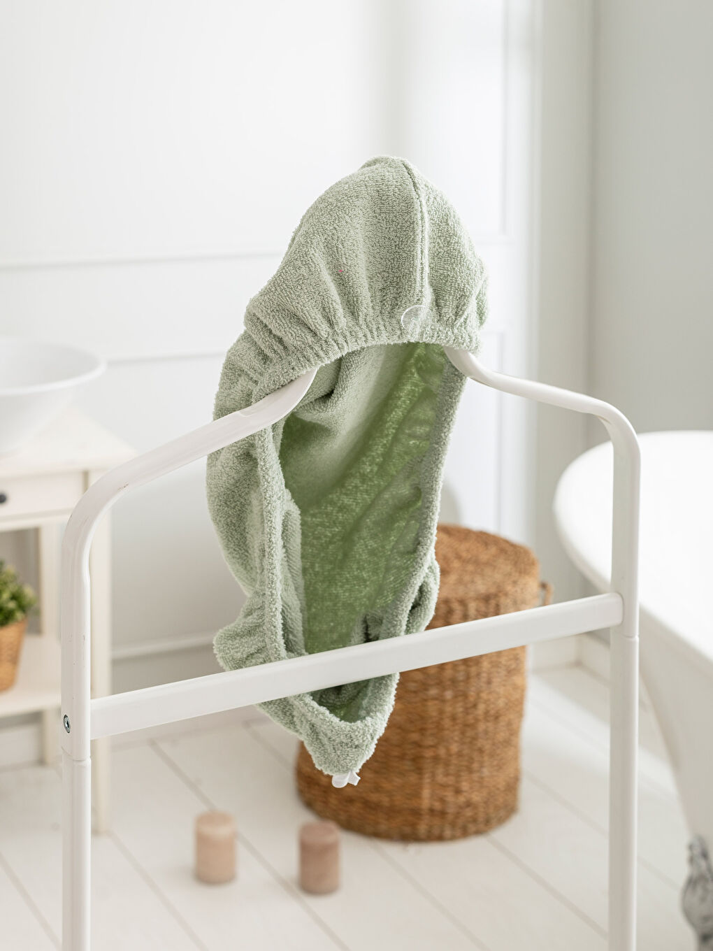 Woman GREEN Swimming Cap