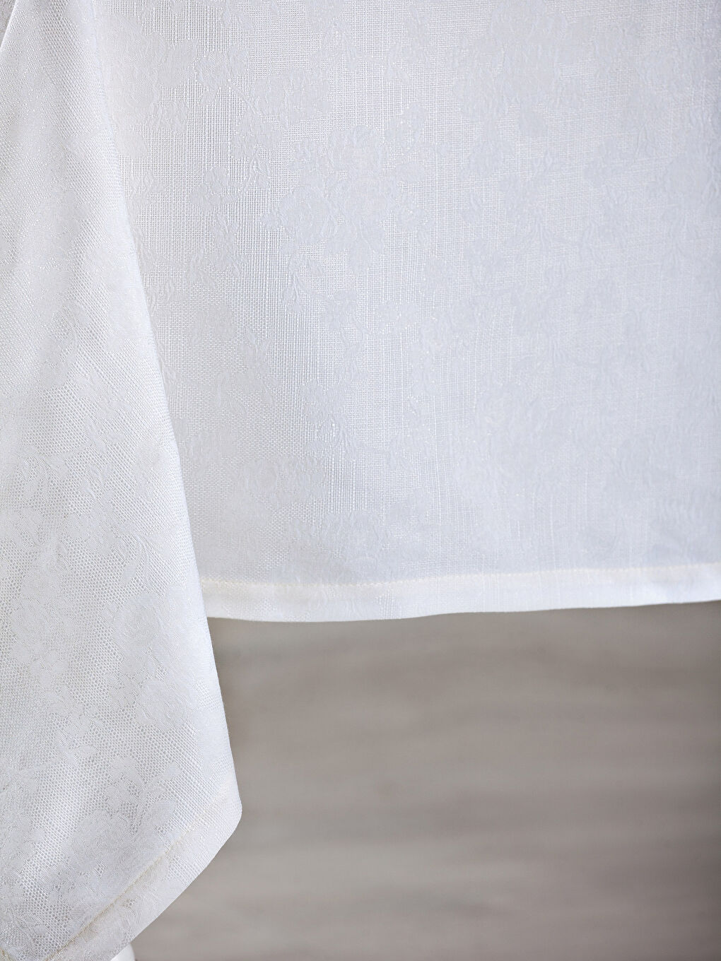 Ekru Masa Örtüsü-1