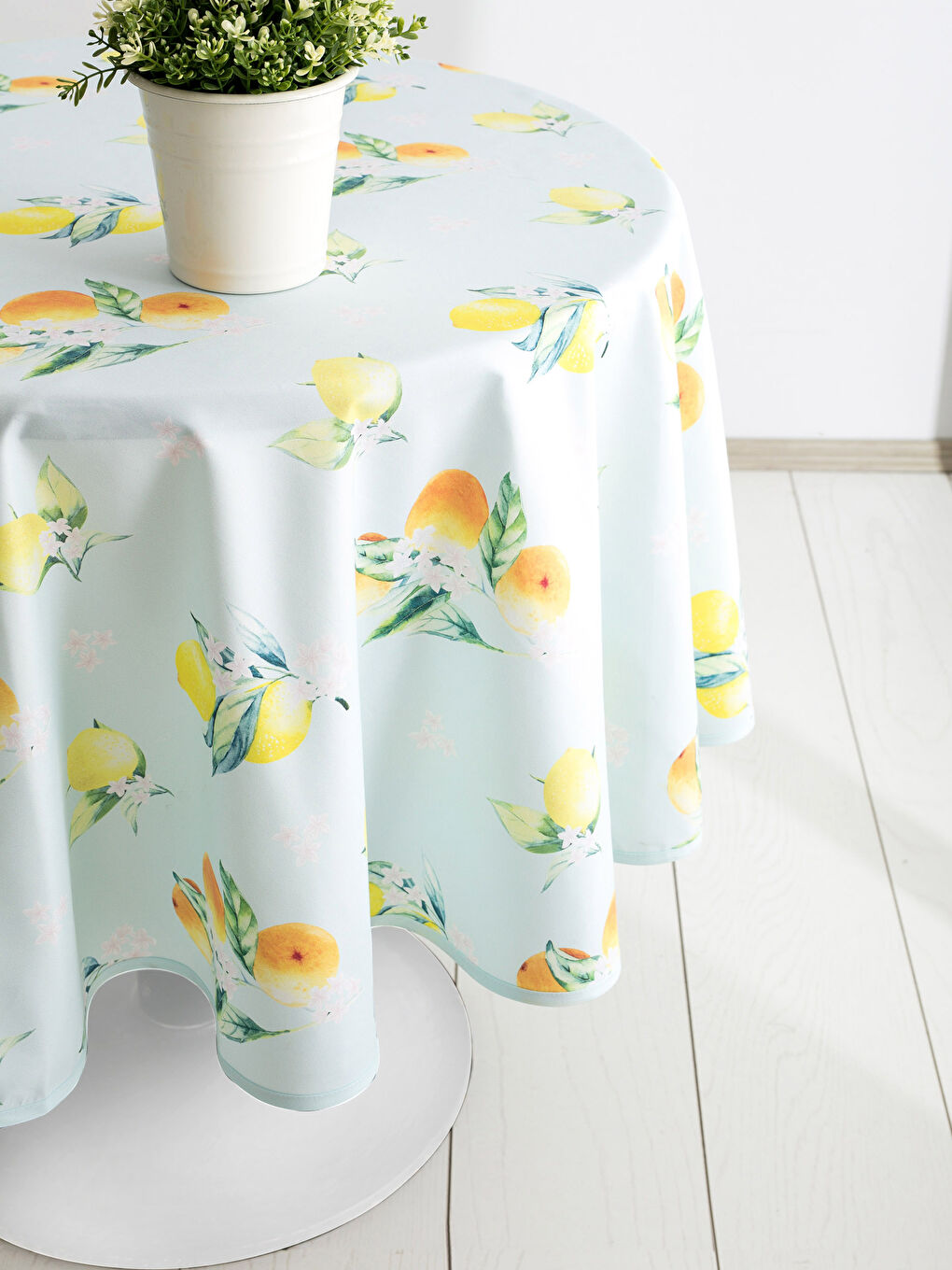 YELLOW Tablecloth