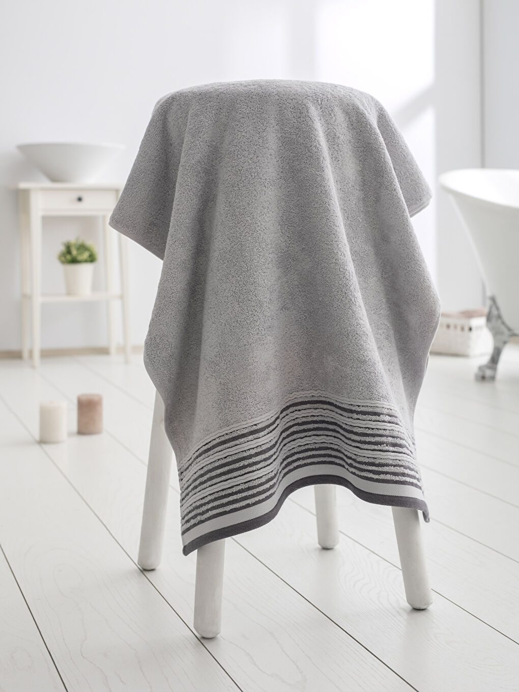 Serviette de bain GRIS