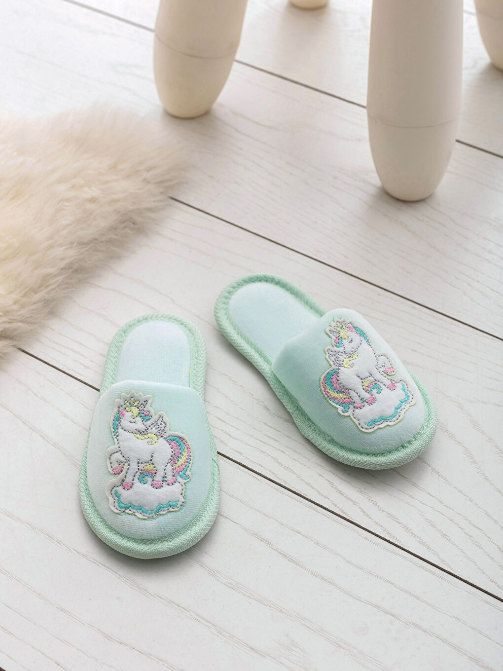 Turkuaz Uçuk Su Mavisi Terlik