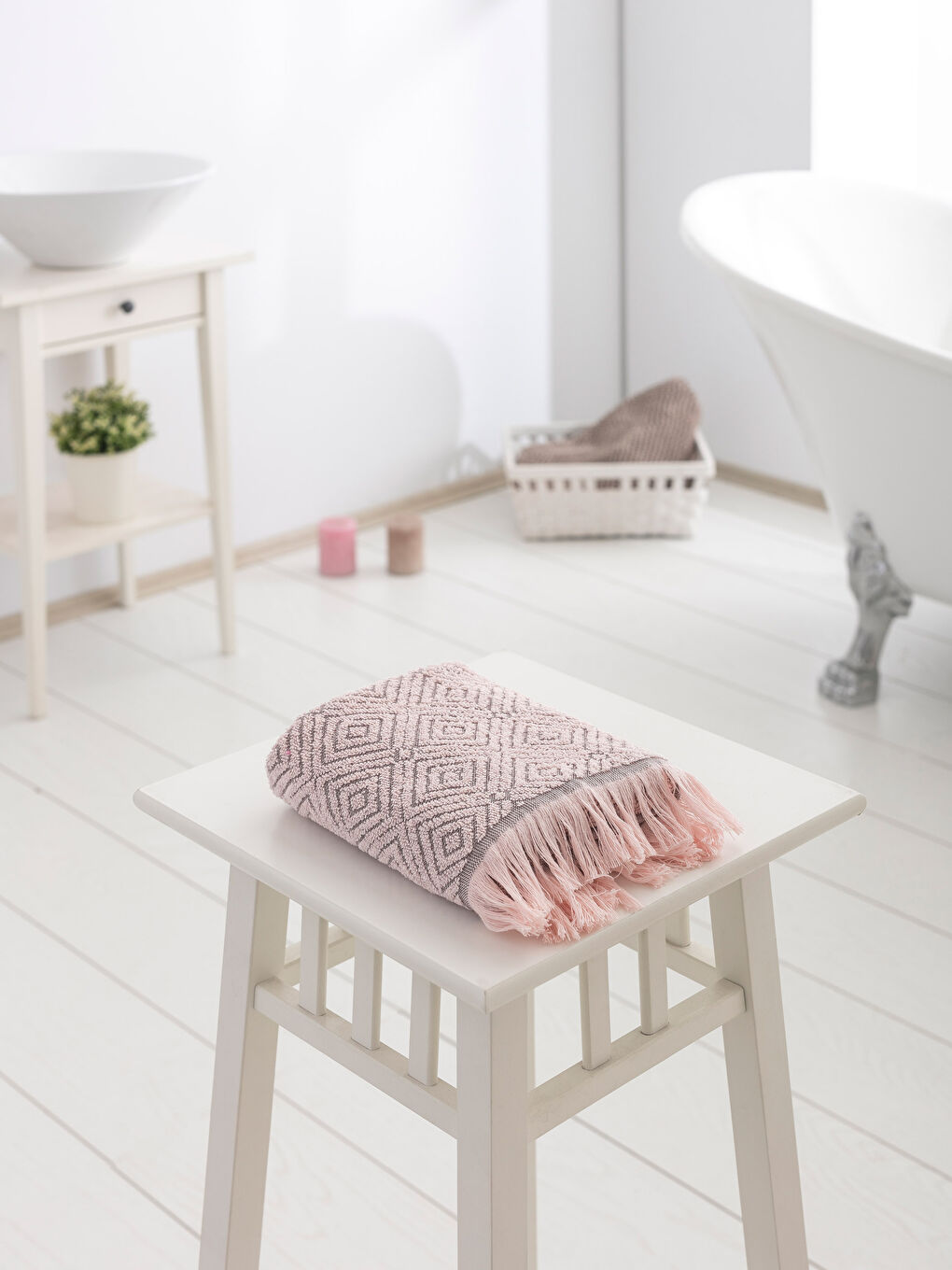 Gri Baskılı Yüz Havlusu