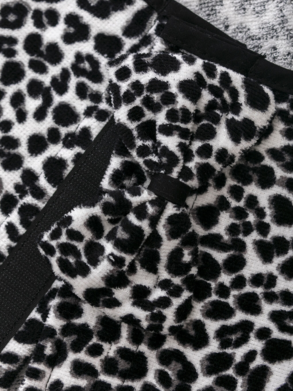 CRNA Ženski bade mantil Žena-1