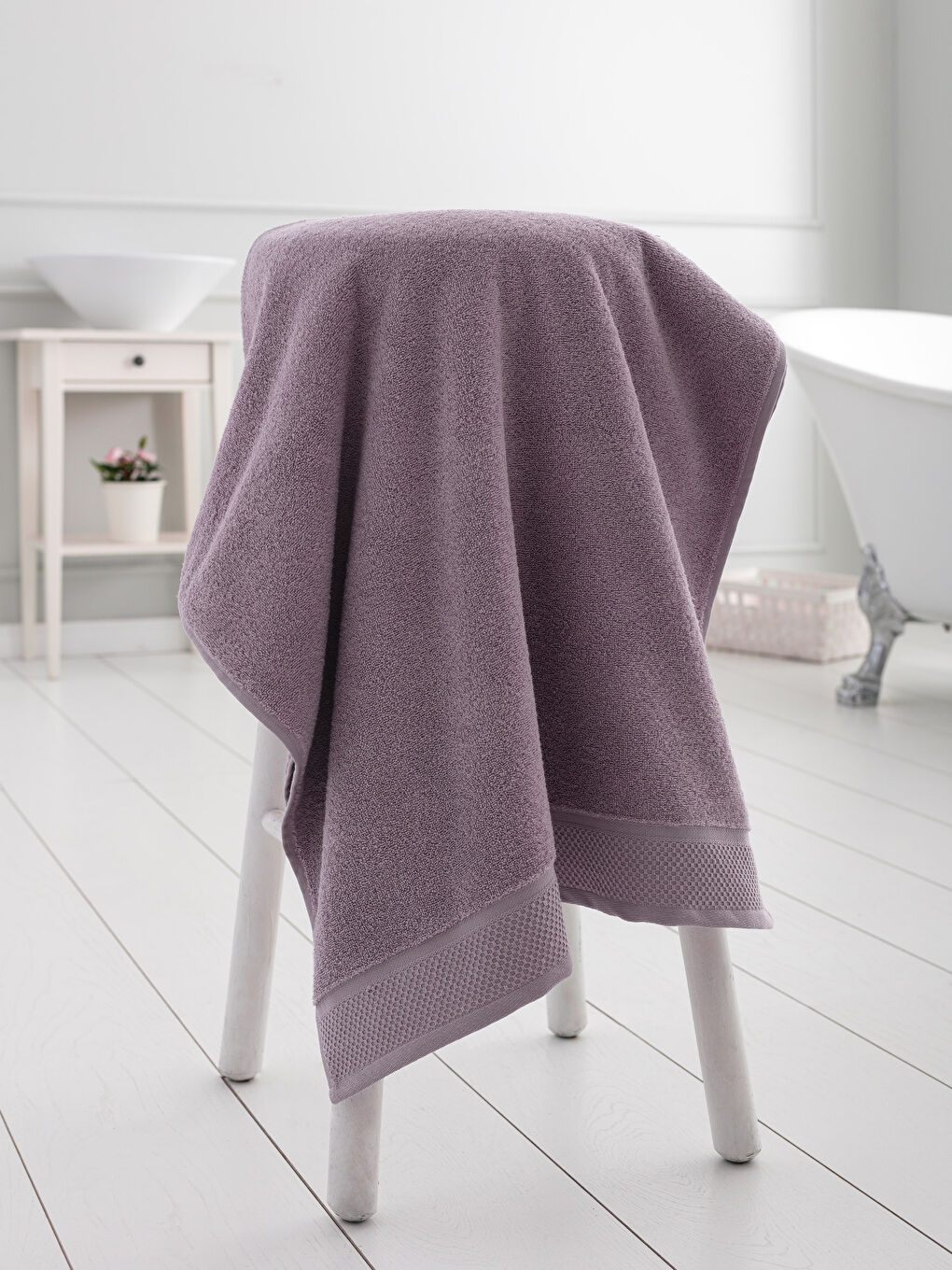 PURPLE Bath Towel