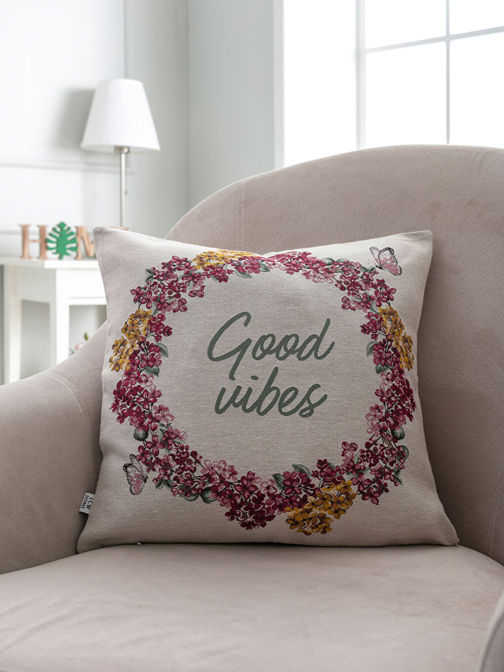 Karışık Baskılı Kırlent Kılıfı