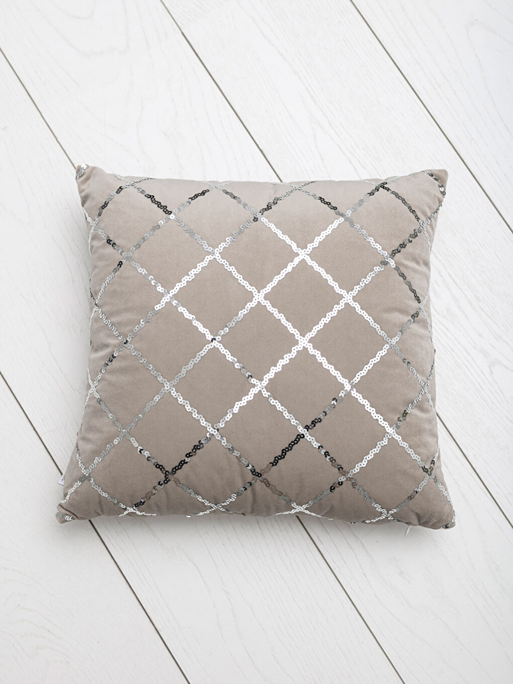 Bej Baskılı Kırlent-2