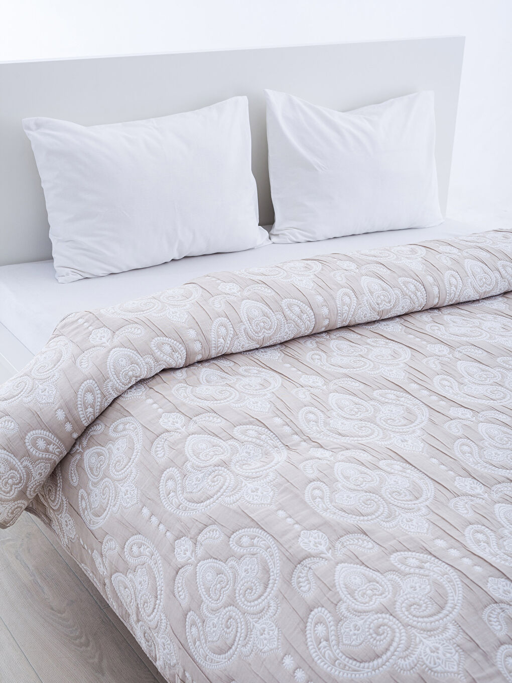 БЕЖЕВИЙ Покривало на двоспальне ліжко