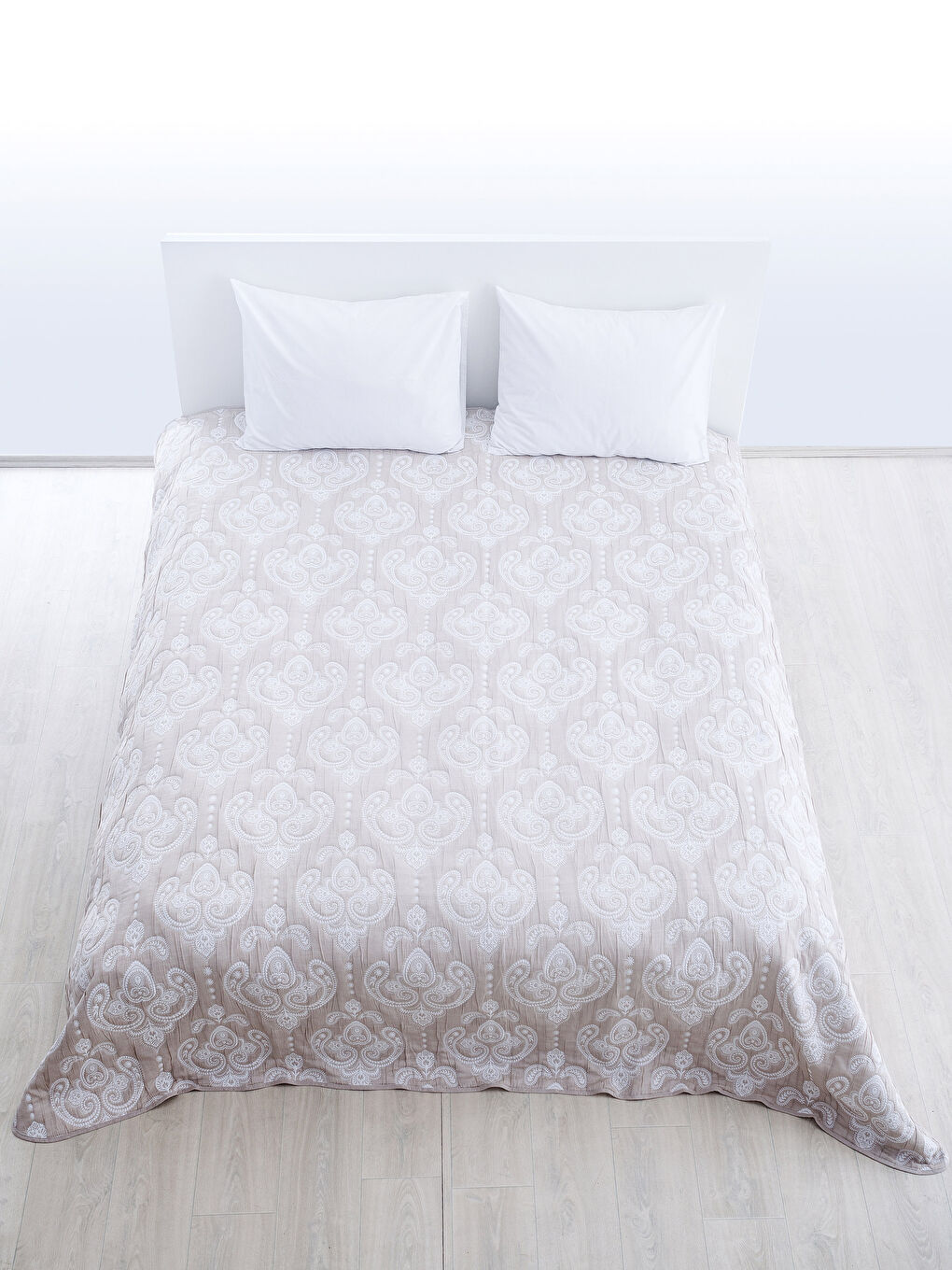 БЕЖЕВИЙ Покривало на двоспальне ліжко-2