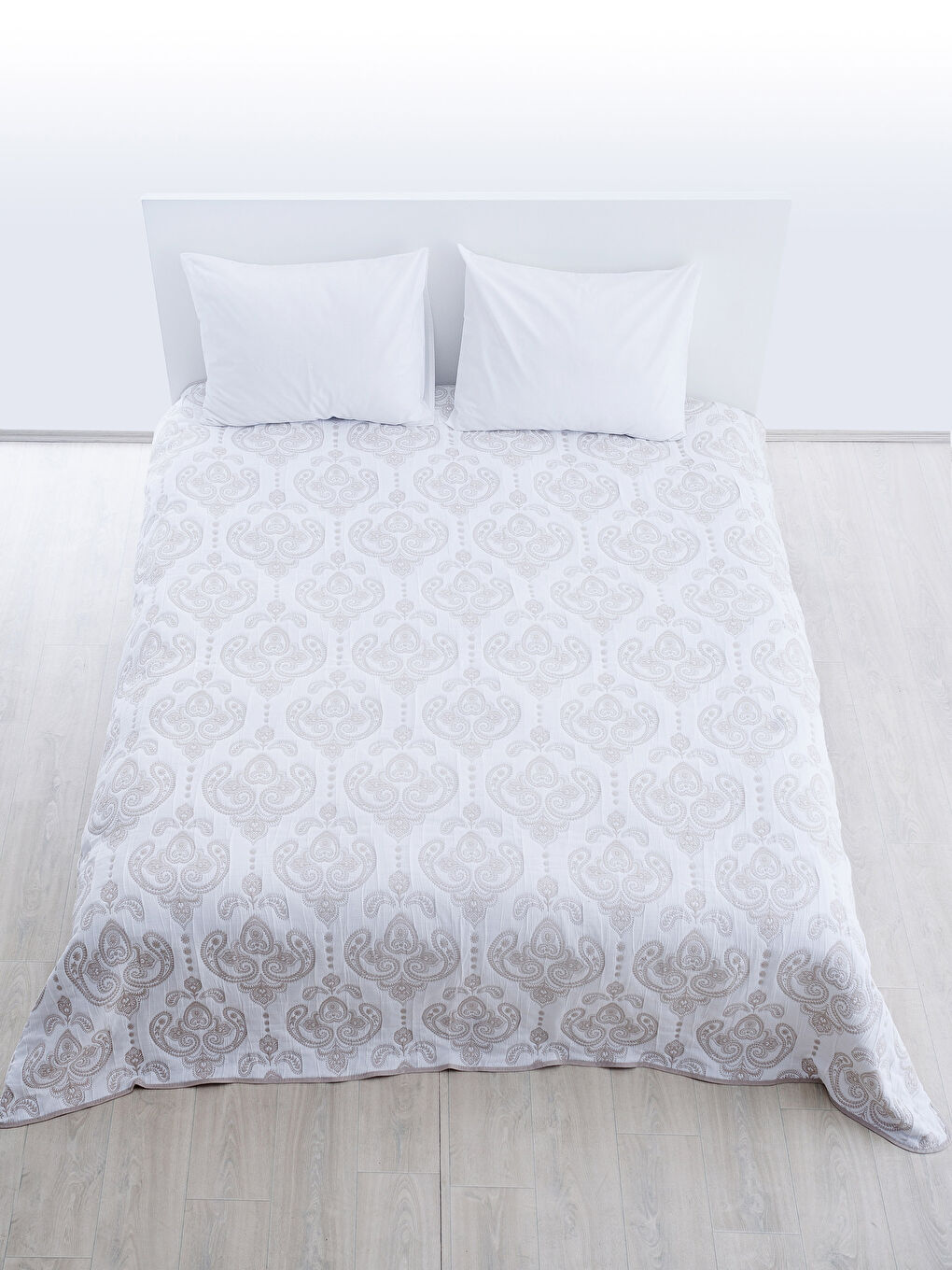 БЕЖЕВИЙ Покривало на двоспальне ліжко-3