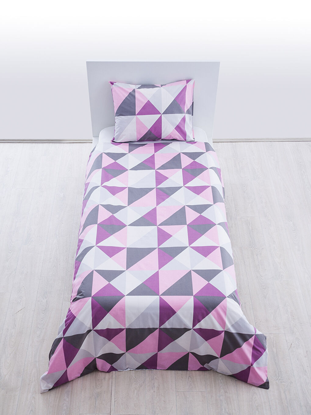 Pembe Baskılı Tek Kişilik Nevresim Seti-2