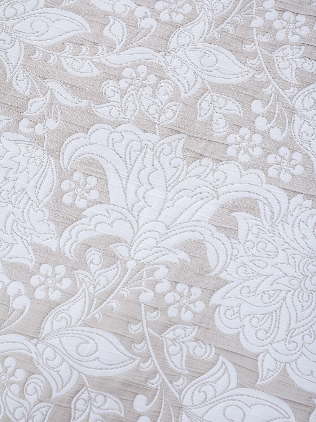 Bej Baskılı Çift Kişilik Yatak Örtüsü-3