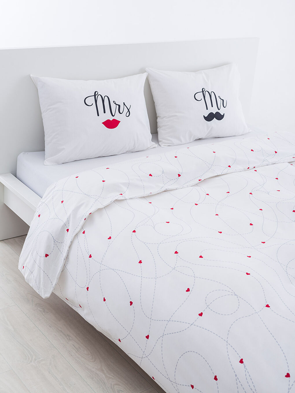 Gri Baskılı Çift Kişilik Nevresim Seti