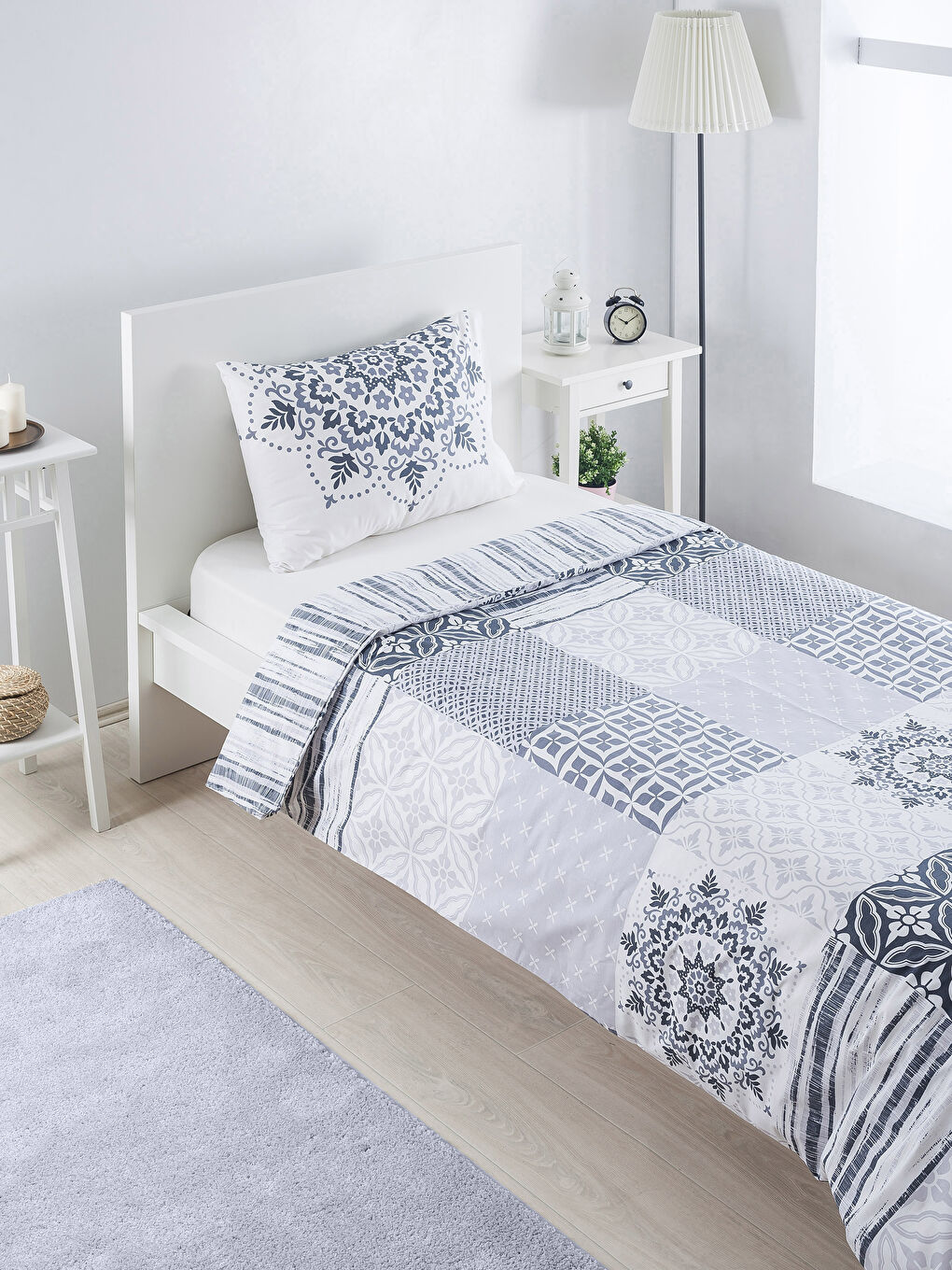 Gri Baskılı Tek Kişilik Nevresim Seti