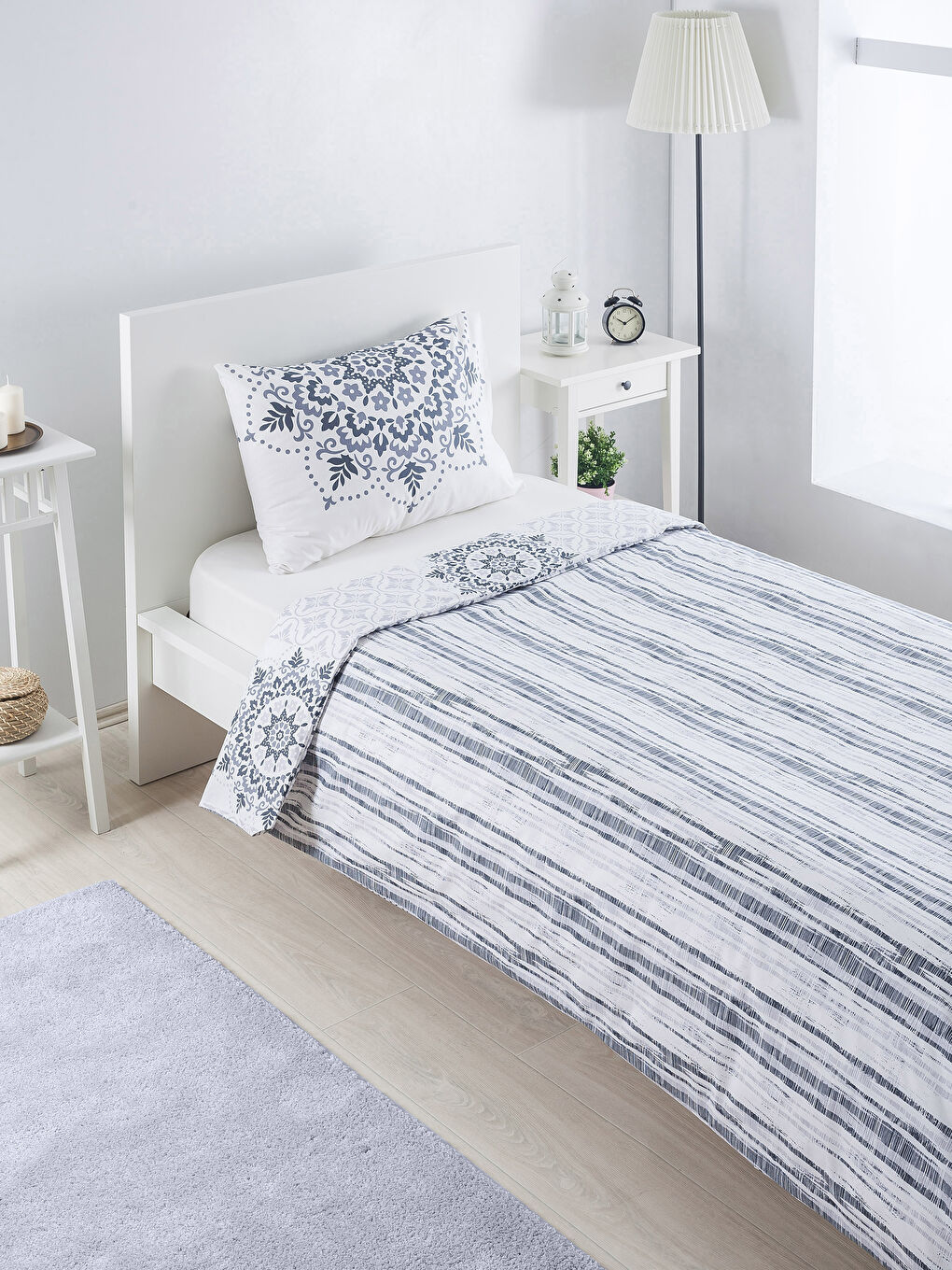 Gri Baskılı Tek Kişilik Nevresim Seti-1