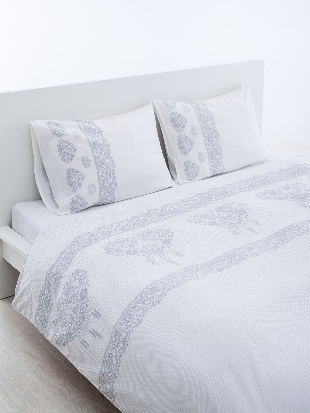 Gri Baskılı Çift Kişilik Nevresim Seti-1