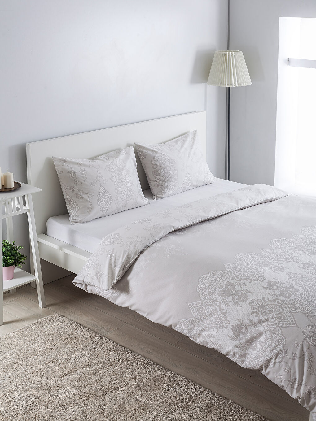 Bej Baskılı Çift Kişilik Nevresim Seti