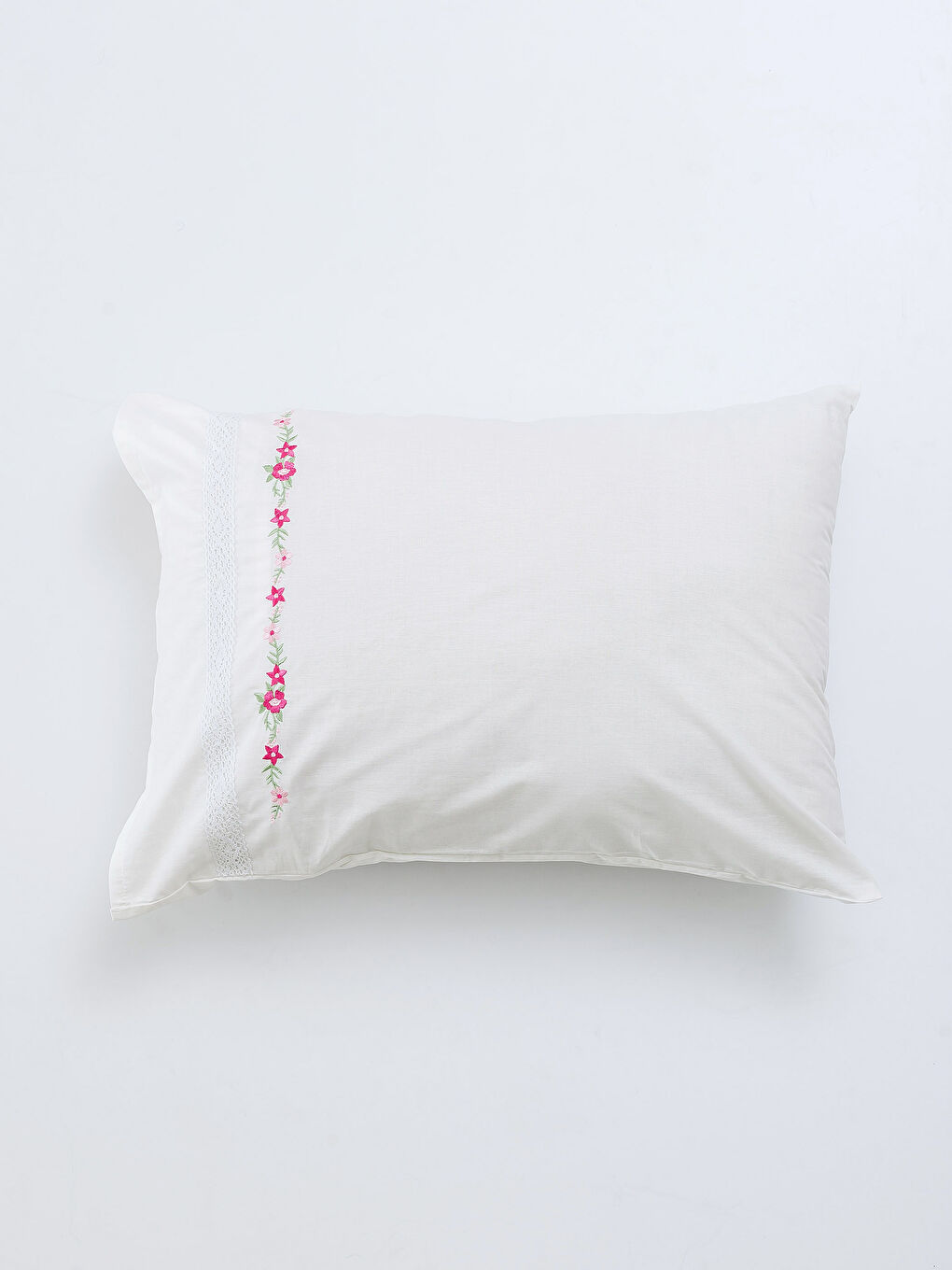 Kırık Beyaz Yastık Kılıfı-2
