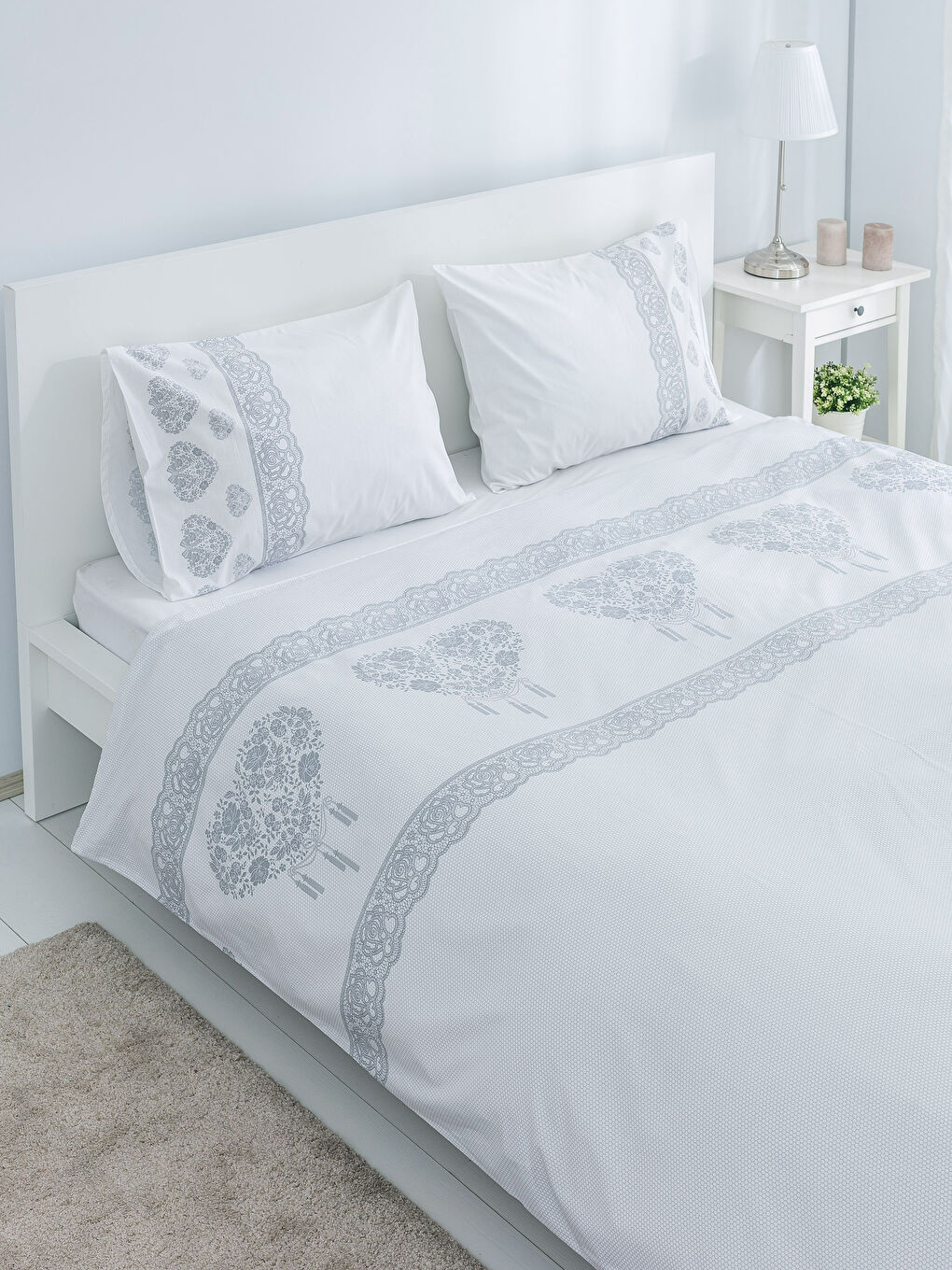 Gri Baskılı Çift Kişilik Nevresim Seti