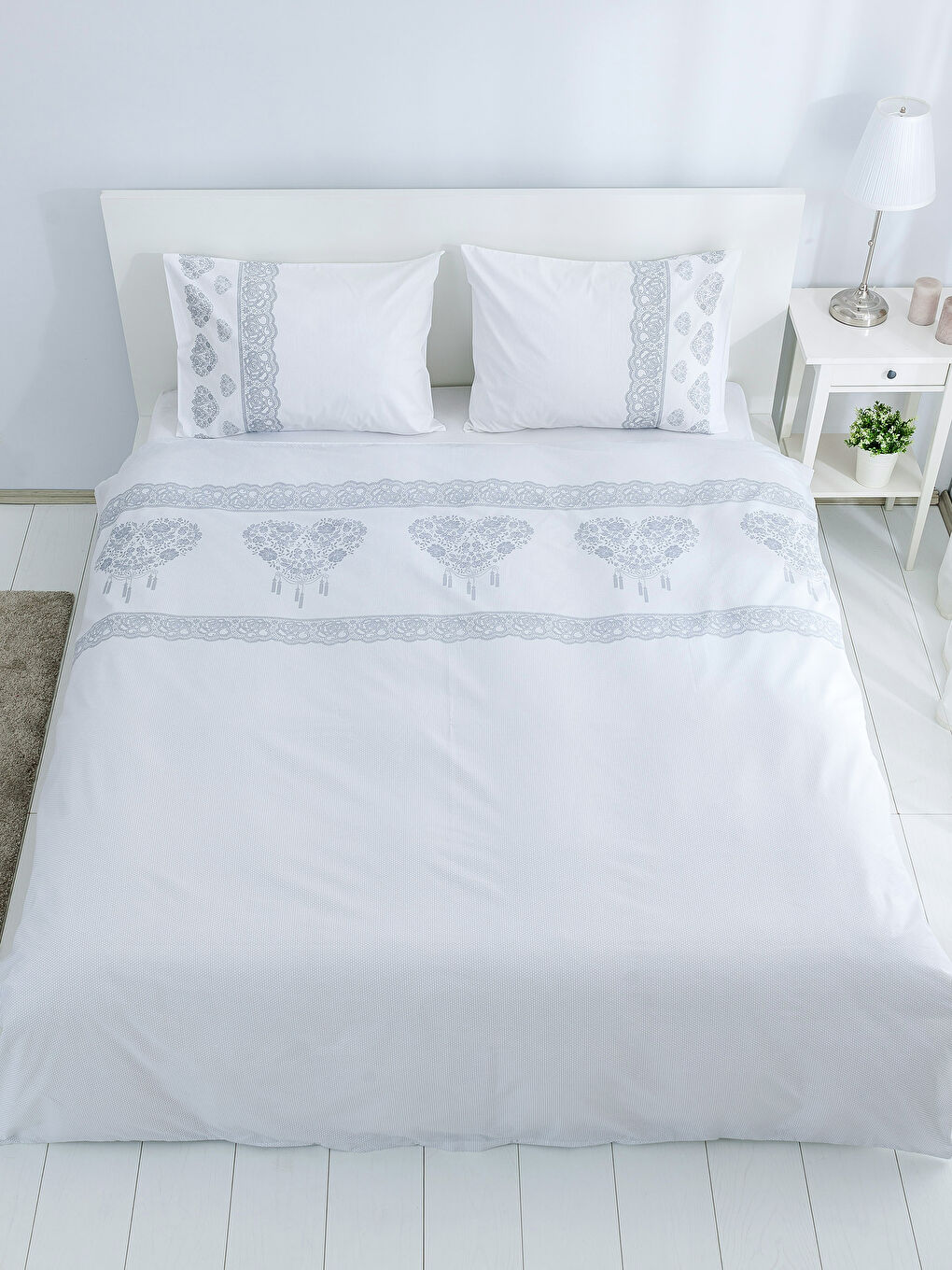 Gri Baskılı Çift Kişilik Nevresim Seti-1