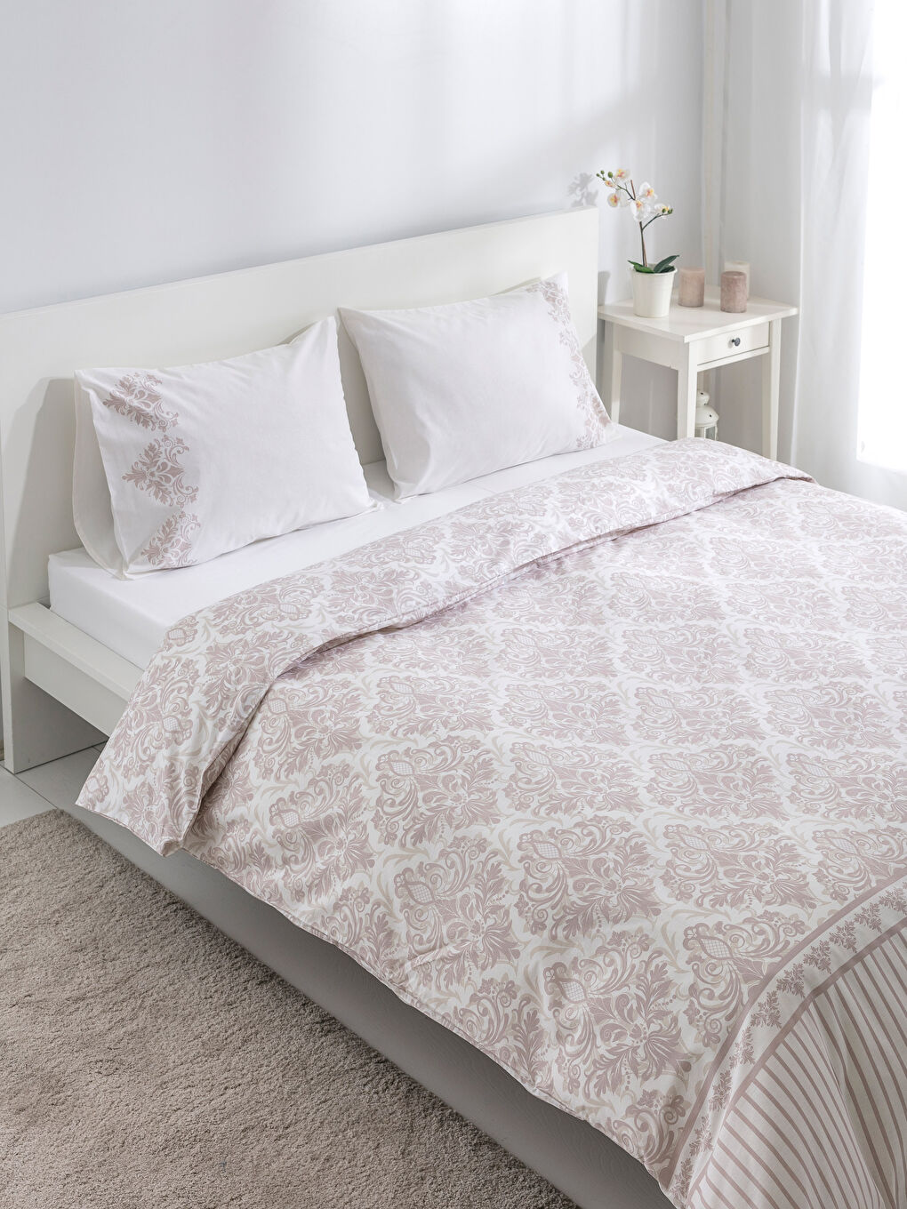 Ekru Baskılı Çift Kişilik Nevresim Seti