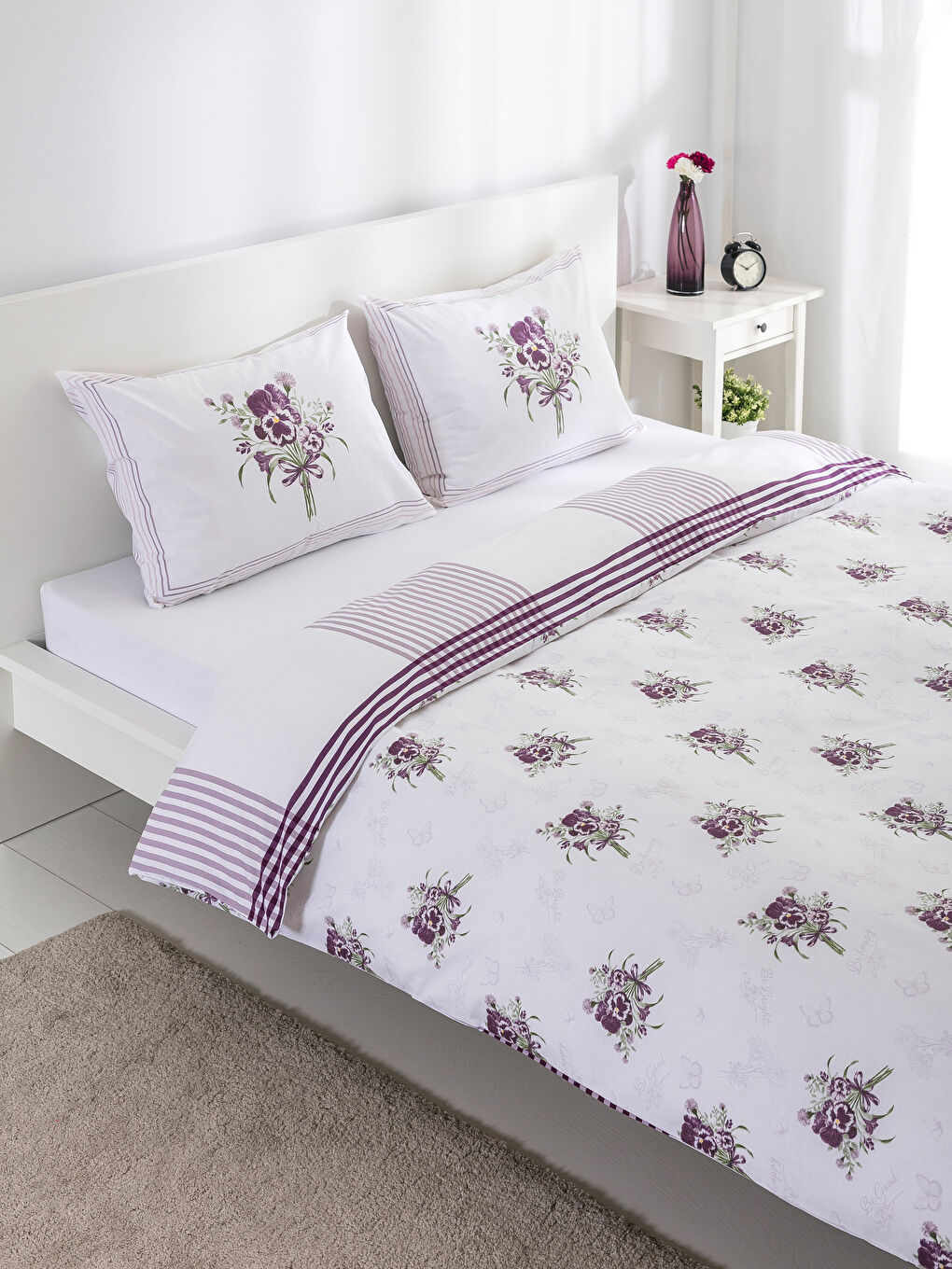 Lila Baskılı Çift Kişilik Nevresim Seti