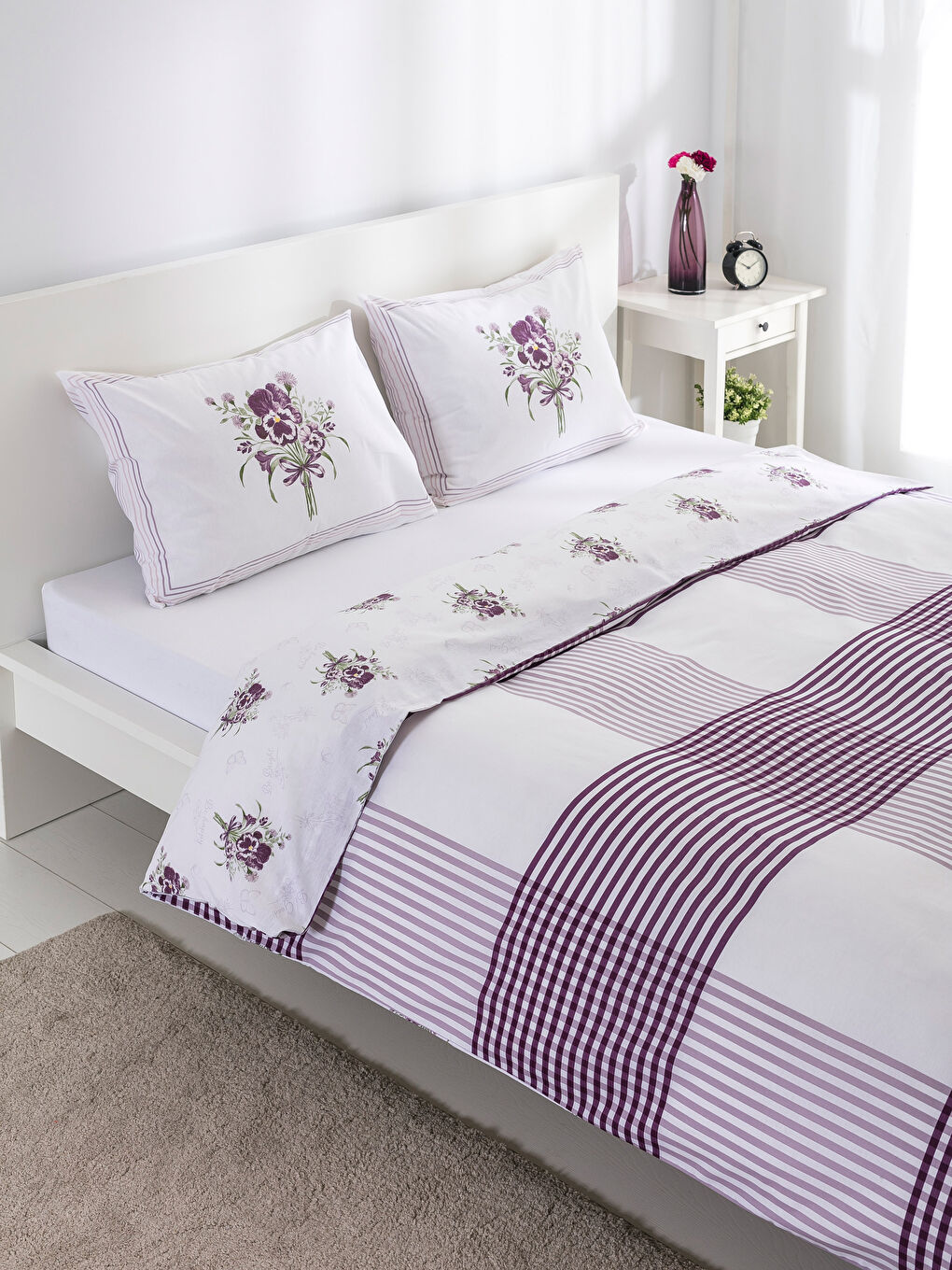 Lila Baskılı Çift Kişilik Nevresim Seti-1