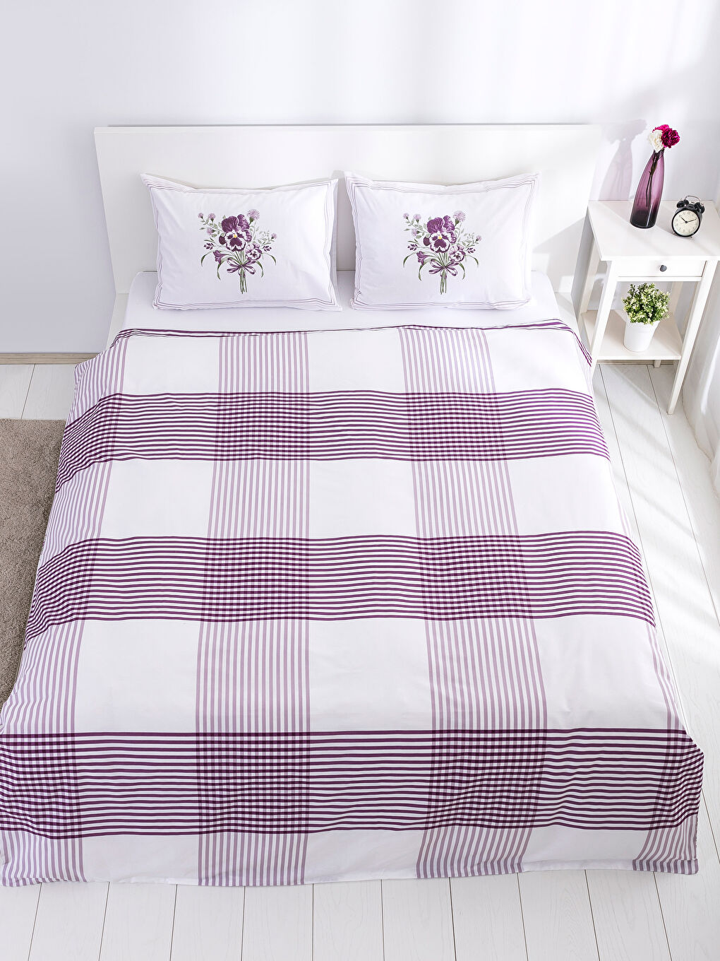 Lila Baskılı Çift Kişilik Nevresim Seti-2