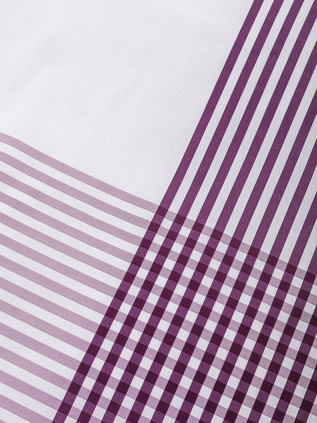 Lila Baskılı Çift Kişilik Nevresim Seti-3