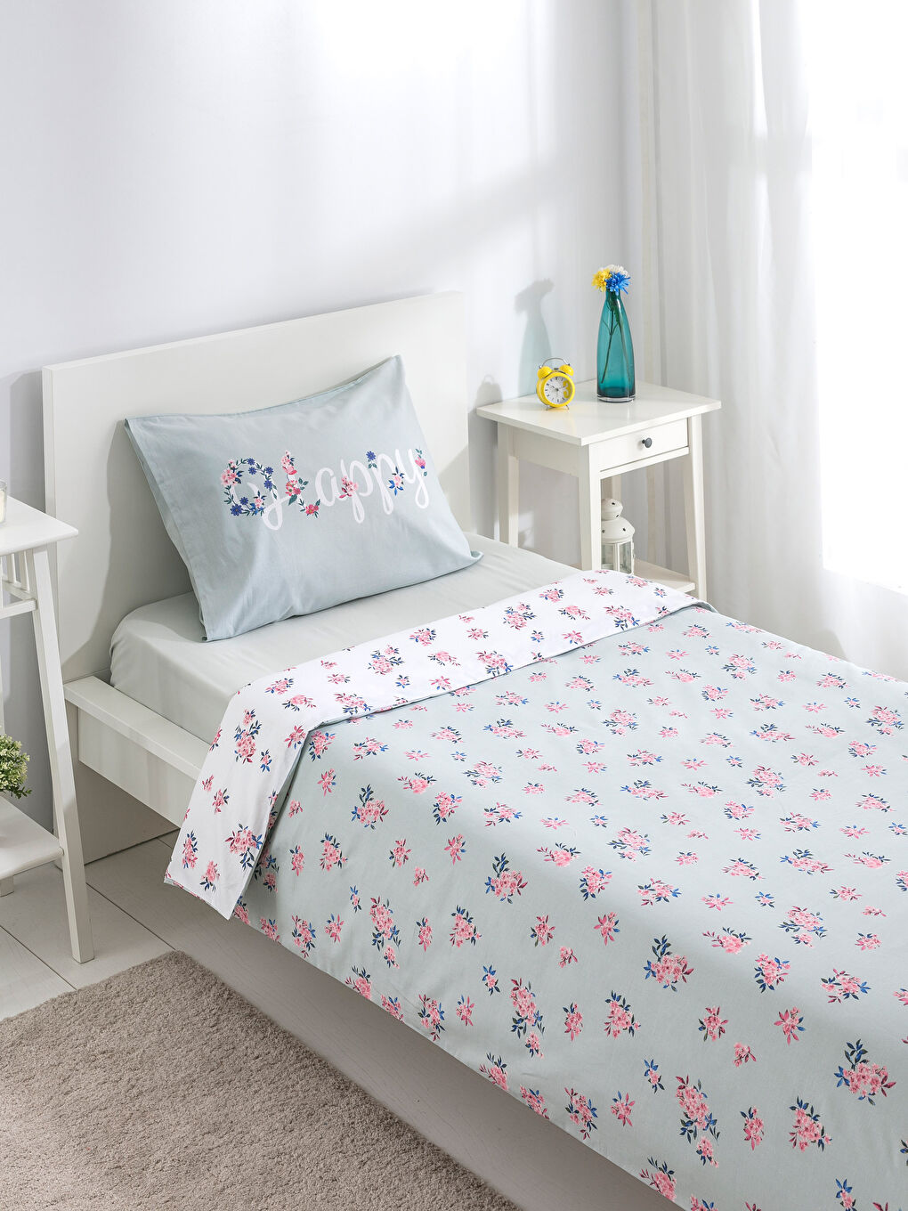 Karışık Baskılı Tek Kişilik Nevresim Seti