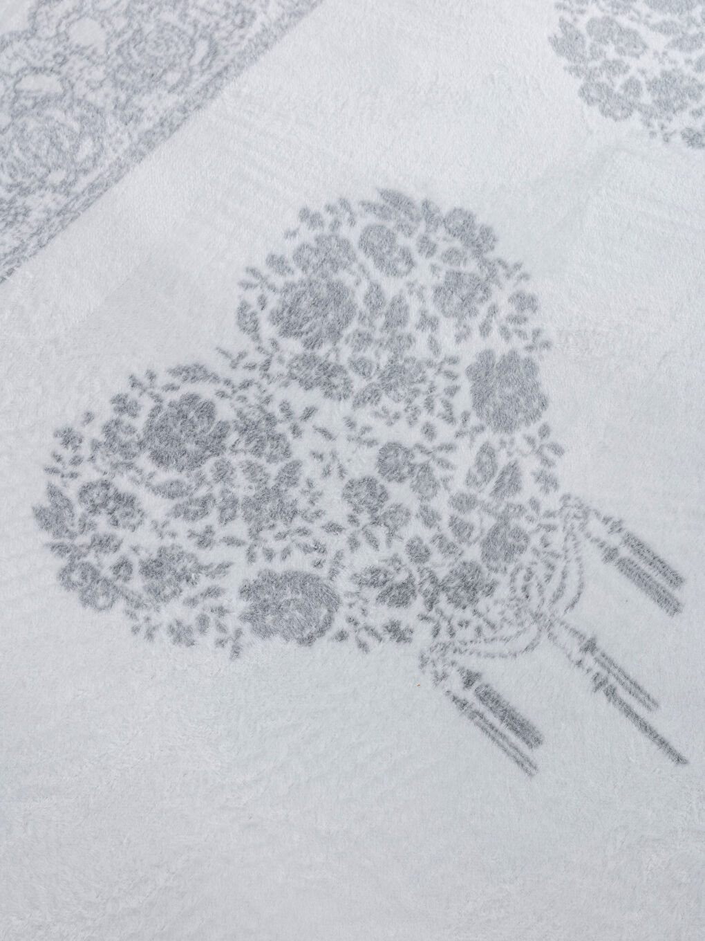 Gri Baskılı Çift Kişilik Battaniye-3