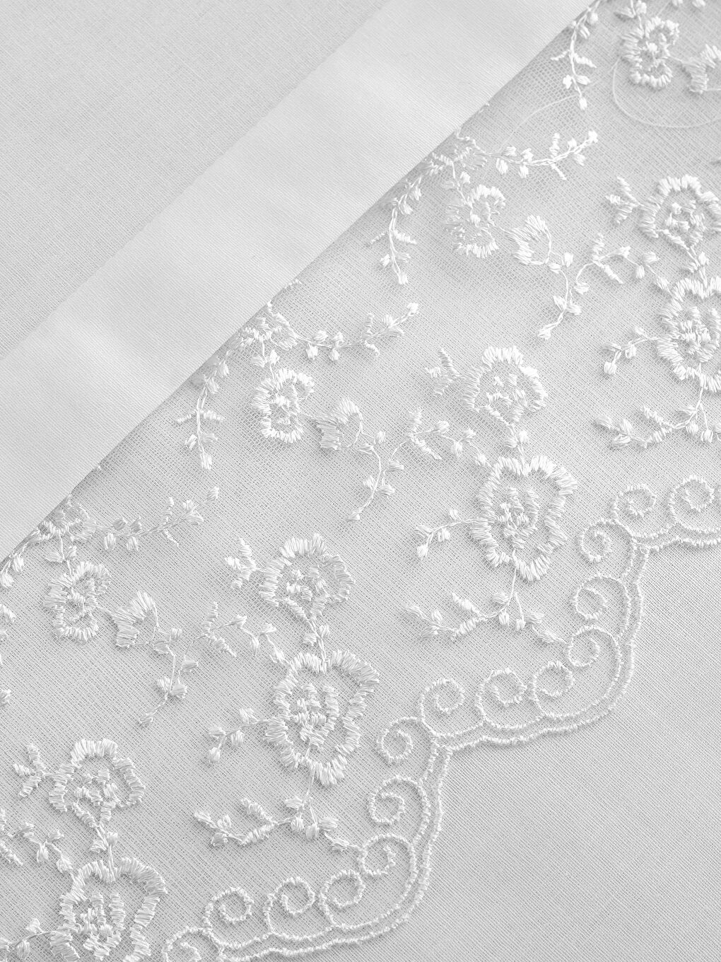 Kırık Beyaz Çift Kişilik Nevresim Takımı-3